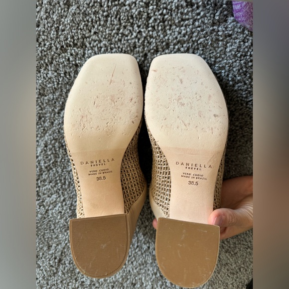 Daniella Shevel Salma Low Heel- Taupe Cream - Picture 8 of 10